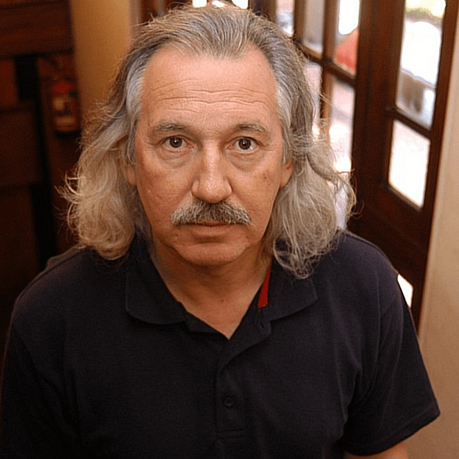 Alejandro Guarello